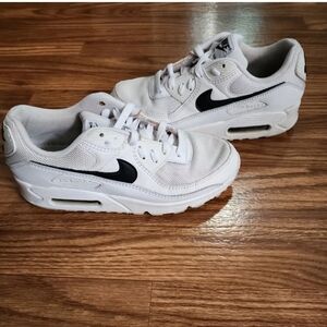 Size 8.5 - Nike Air Max 90 White Black W